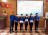 Đoàn Khối Cơ quan và Doanh nghiệp tỉnh trao học bổng cho HS có hoàn cảnh khó khăn tại trường THPT Thanh Chăn.